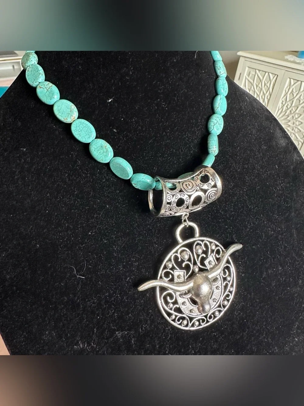 Vintage Turquoise and silver bead statement necklace.